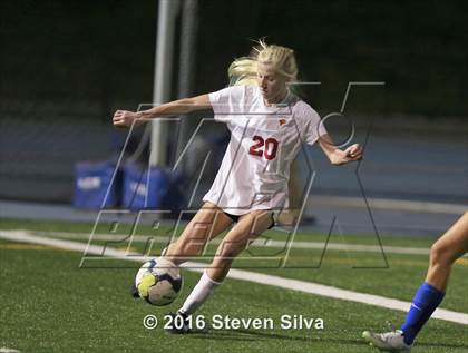 Thumbnail 2 in Rancho Bernardo vs. Torrey Pines (CIF SDS Open Division Final) photogallery.
