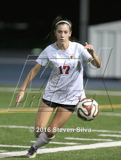 Thumbnail 1 in Rancho Bernardo vs. Torrey Pines (CIF SDS Open Division Final) photogallery.