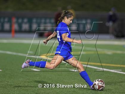 Thumbnail 2 in Rancho Bernardo vs. Torrey Pines (CIF SDS Open Division Final) photogallery.