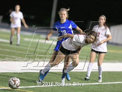 Thumbnail 2 in Rancho Bernardo vs. Torrey Pines (CIF SDS Open Division Final) photogallery.