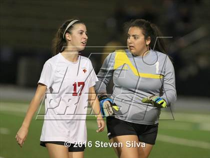 Thumbnail 2 in Rancho Bernardo vs. Torrey Pines (CIF SDS Open Division Final) photogallery.