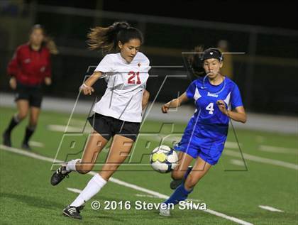 Thumbnail 3 in Rancho Bernardo vs. Torrey Pines (CIF SDS Open Division Final) photogallery.