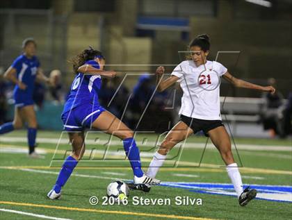 Thumbnail 1 in Rancho Bernardo vs. Torrey Pines (CIF SDS Open Division Final) photogallery.