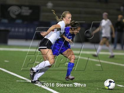 Thumbnail 1 in Rancho Bernardo vs. Torrey Pines (CIF SDS Open Division Final) photogallery.