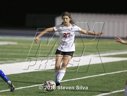 Thumbnail 2 in Rancho Bernardo vs. Torrey Pines (CIF SDS Open Division Final) photogallery.