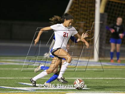 Thumbnail 2 in Rancho Bernardo vs. Torrey Pines (CIF SDS Open Division Final) photogallery.