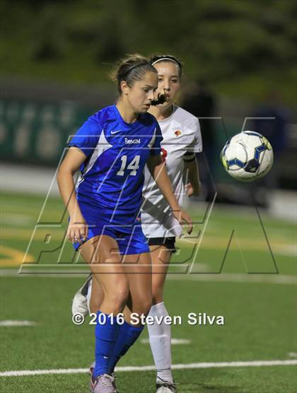 Thumbnail 2 in Rancho Bernardo vs. Torrey Pines (CIF SDS Open Division Final) photogallery.
