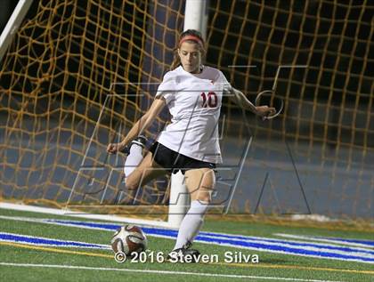 Thumbnail 2 in Rancho Bernardo vs. Torrey Pines (CIF SDS Open Division Final) photogallery.