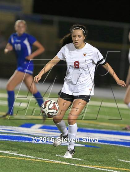 Thumbnail 3 in Rancho Bernardo vs. Torrey Pines (CIF SDS Open Division Final) photogallery.