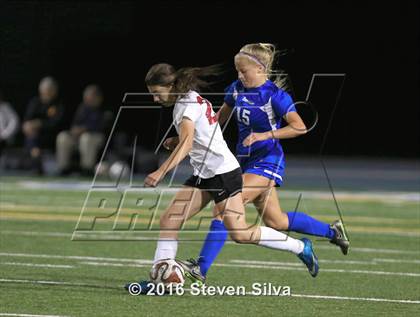 Thumbnail 1 in Rancho Bernardo vs. Torrey Pines (CIF SDS Open Division Final) photogallery.