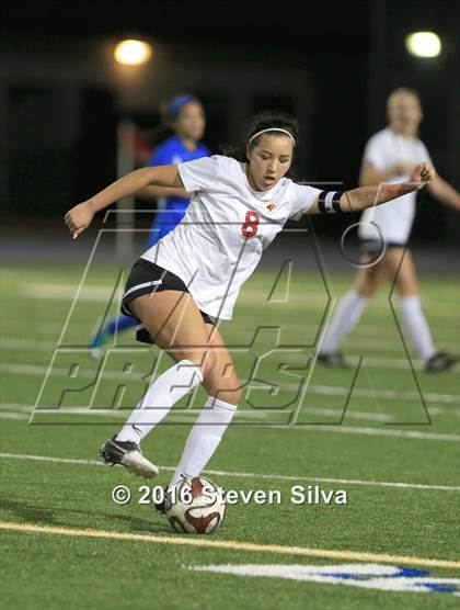 Thumbnail 1 in Rancho Bernardo vs. Torrey Pines (CIF SDS Open Division Final) photogallery.