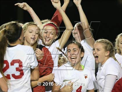Thumbnail 3 in Rancho Bernardo vs. Torrey Pines (CIF SDS Open Division Final) photogallery.