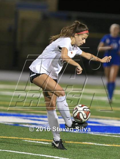 Thumbnail 2 in Rancho Bernardo vs. Torrey Pines (CIF SDS Open Division Final) photogallery.