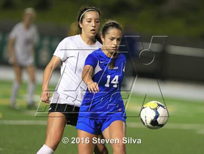 Thumbnail 1 in Rancho Bernardo vs. Torrey Pines (CIF SDS Open Division Final) photogallery.