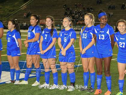 Thumbnail 2 in Rancho Bernardo vs. Torrey Pines (CIF SDS Open Division Final) photogallery.