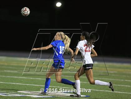 Thumbnail 3 in Rancho Bernardo vs. Torrey Pines (CIF SDS Open Division Final) photogallery.