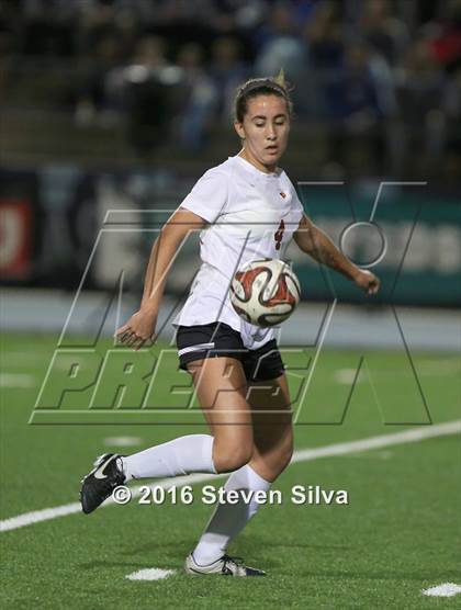 Thumbnail 1 in Rancho Bernardo vs. Torrey Pines (CIF SDS Open Division Final) photogallery.