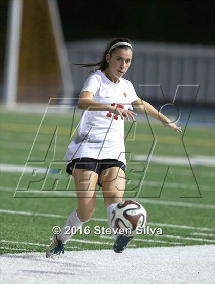 Thumbnail 2 in Rancho Bernardo vs. Torrey Pines (CIF SDS Open Division Final) photogallery.