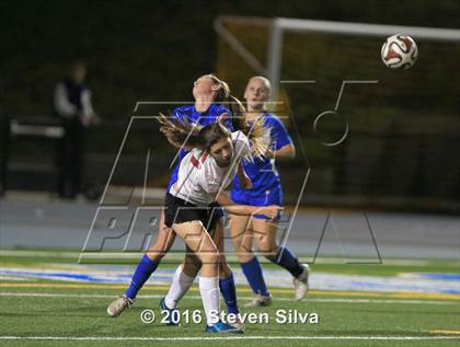 Thumbnail 3 in Rancho Bernardo vs. Torrey Pines (CIF SDS Open Division Final) photogallery.
