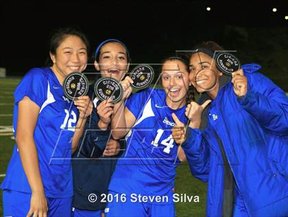 Thumbnail 1 in Rancho Bernardo vs. Torrey Pines (CIF SDS Open Division Final) photogallery.