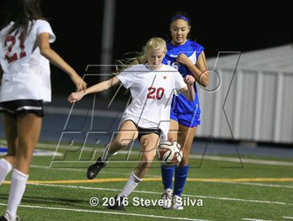 Thumbnail 3 in Rancho Bernardo vs. Torrey Pines (CIF SDS Open Division Final) photogallery.