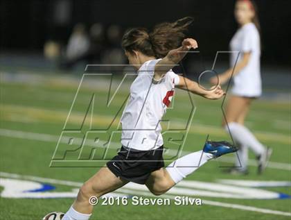 Thumbnail 3 in Rancho Bernardo vs. Torrey Pines (CIF SDS Open Division Final) photogallery.