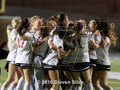 Thumbnail 1 in Rancho Bernardo vs. Torrey Pines (CIF SDS Open Division Final) photogallery.