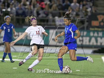 Thumbnail 3 in Rancho Bernardo vs. Torrey Pines (CIF SDS Open Division Final) photogallery.