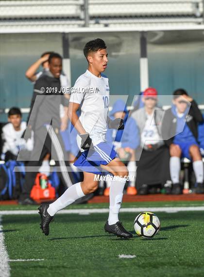 Thumbnail 1 in Sam Houston vs Channelview (Austin Lakes Elite Showcase) photogallery.
