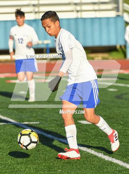 Thumbnail 1 in Sam Houston vs Channelview (Austin Lakes Elite Showcase) photogallery.