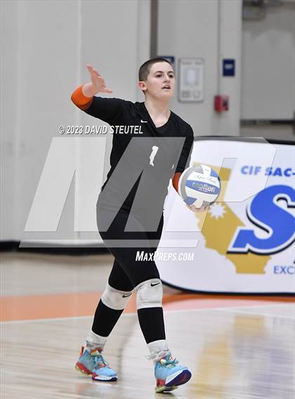 Thumbnail 2 in Roseville vs. Granite Bay (CIF SJS D2 Final) photogallery.