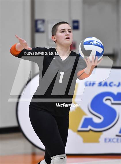 Thumbnail 1 in Roseville vs. Granite Bay (CIF SJS D2 Final) photogallery.