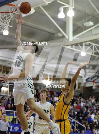 Thumbnail 2 in Carmel vs. Westfield photogallery.