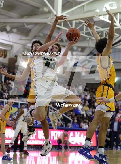 Thumbnail 2 in Carmel vs. Westfield photogallery.