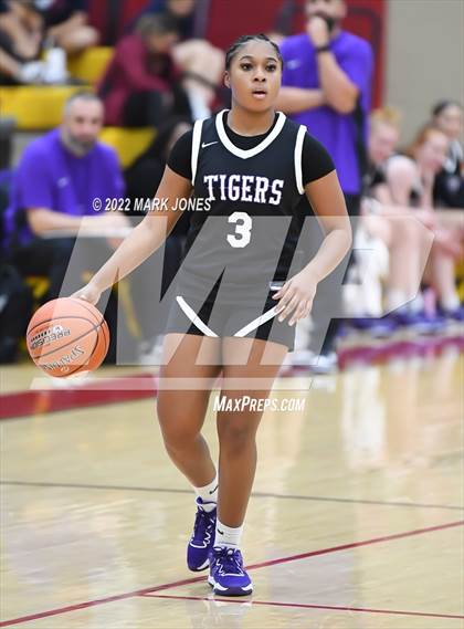 Thumbnail 2 in Millennium vs. Salpointe Catholic (Hoophall West) photogallery.