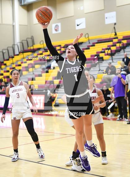 Thumbnail 1 in Millennium vs. Salpointe Catholic (Hoophall West) photogallery.