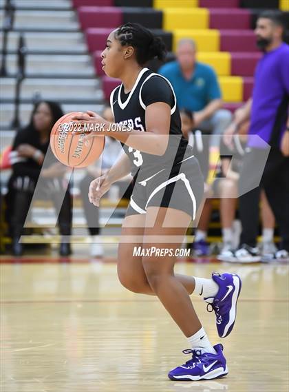 Thumbnail 1 in Millennium vs. Salpointe Catholic (Hoophall West) photogallery.