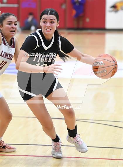 Thumbnail 1 in Millennium vs. Salpointe Catholic (Hoophall West) photogallery.