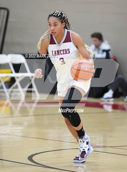 Thumbnail 1 in Millennium vs. Salpointe Catholic (Hoophall West) photogallery.
