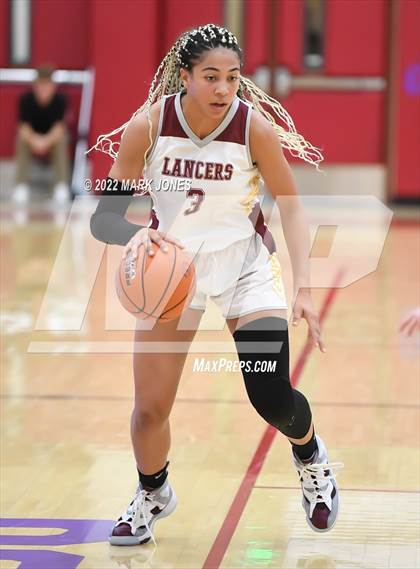 Thumbnail 3 in Millennium vs. Salpointe Catholic (Hoophall West) photogallery.