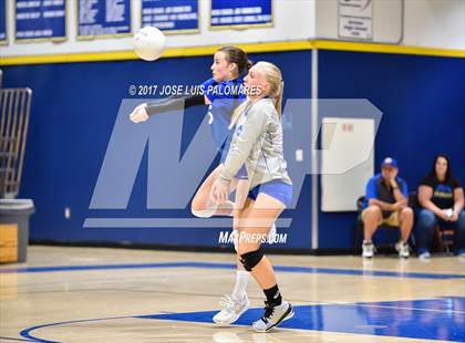 Thumbnail 3 in Hesperia @ Serrano photogallery.