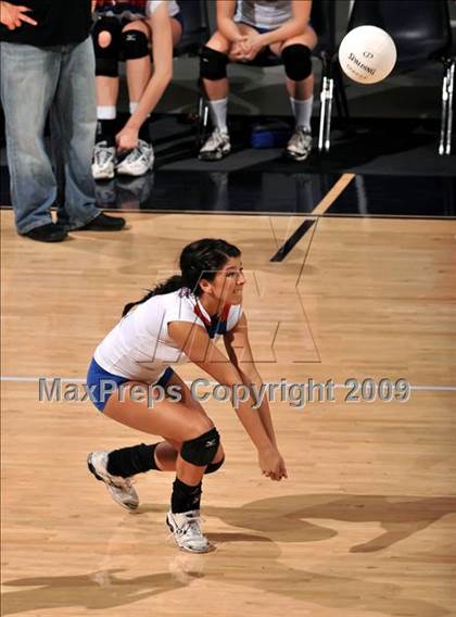 Thumbnail 2 in Christian Brothers vs. La Jolla Country Day (CIF State D4 Final) photogallery.