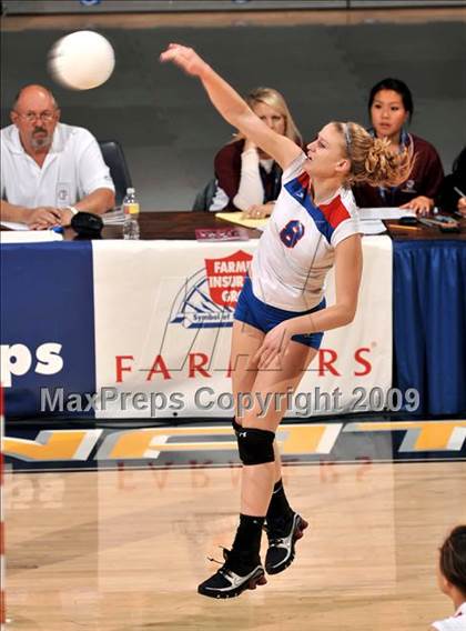 Thumbnail 2 in Christian Brothers vs. La Jolla Country Day (CIF State D4 Final) photogallery.