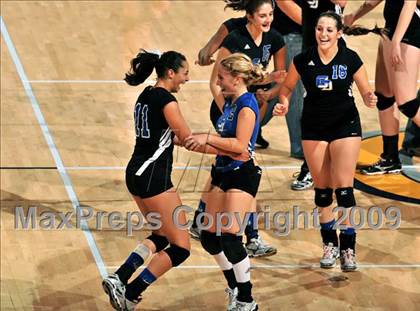 Thumbnail 2 in Christian Brothers vs. La Jolla Country Day (CIF State D4 Final) photogallery.