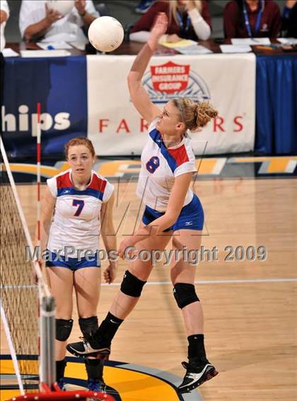 Thumbnail 2 in Christian Brothers vs. La Jolla Country Day (CIF State D4 Final) photogallery.