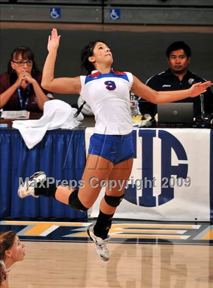 Thumbnail 1 in Christian Brothers vs. La Jolla Country Day (CIF State D4 Final) photogallery.