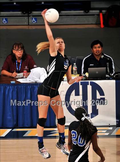 Thumbnail 3 in Christian Brothers vs. La Jolla Country Day (CIF State D4 Final) photogallery.