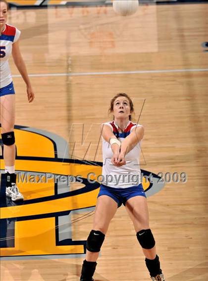 Thumbnail 2 in Christian Brothers vs. La Jolla Country Day (CIF State D4 Final) photogallery.