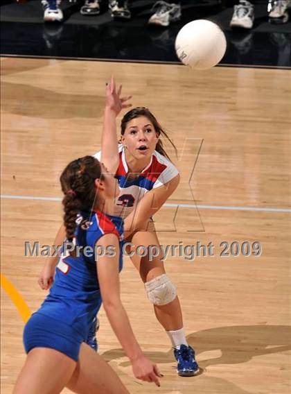Thumbnail 1 in Christian Brothers vs. La Jolla Country Day (CIF State D4 Final) photogallery.