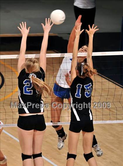 Thumbnail 3 in Christian Brothers vs. La Jolla Country Day (CIF State D4 Final) photogallery.